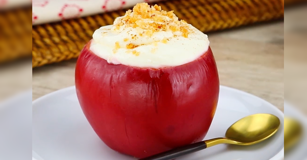 Käsekuchen im gebackenen Apfel