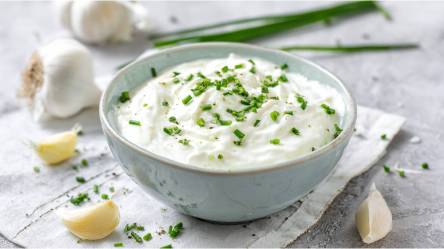 Schale mit Sour Cream nach Steakhouse-Rezept