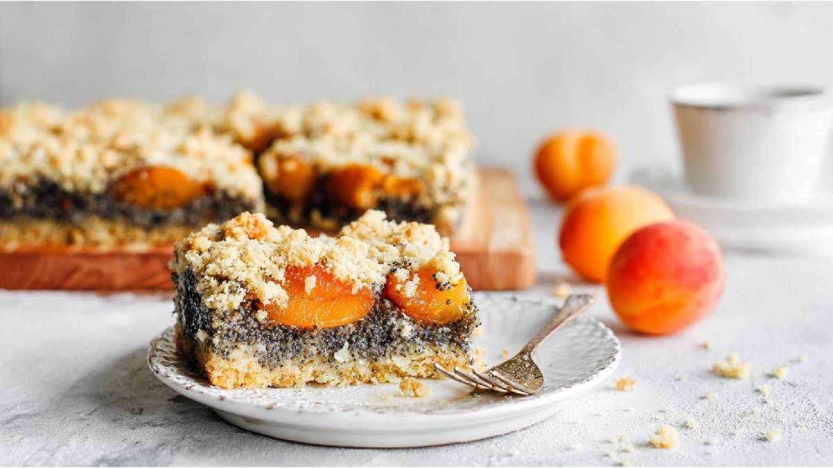 Aprikosen-Mohn-Kuchen vom Blech